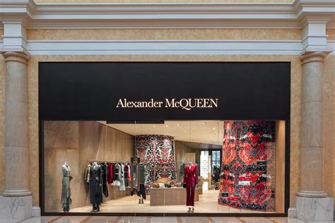 alexander mcqueen stores near me.